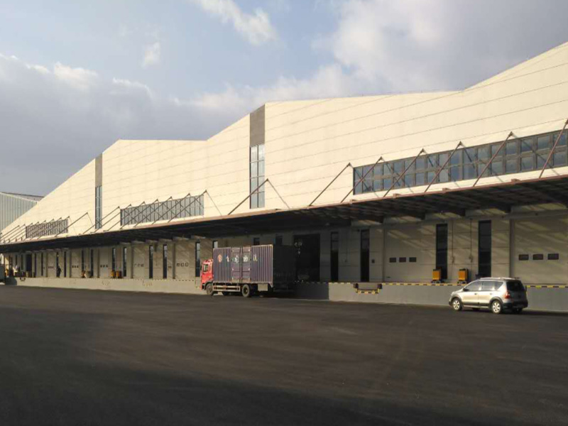 劲霸服饰物流中心